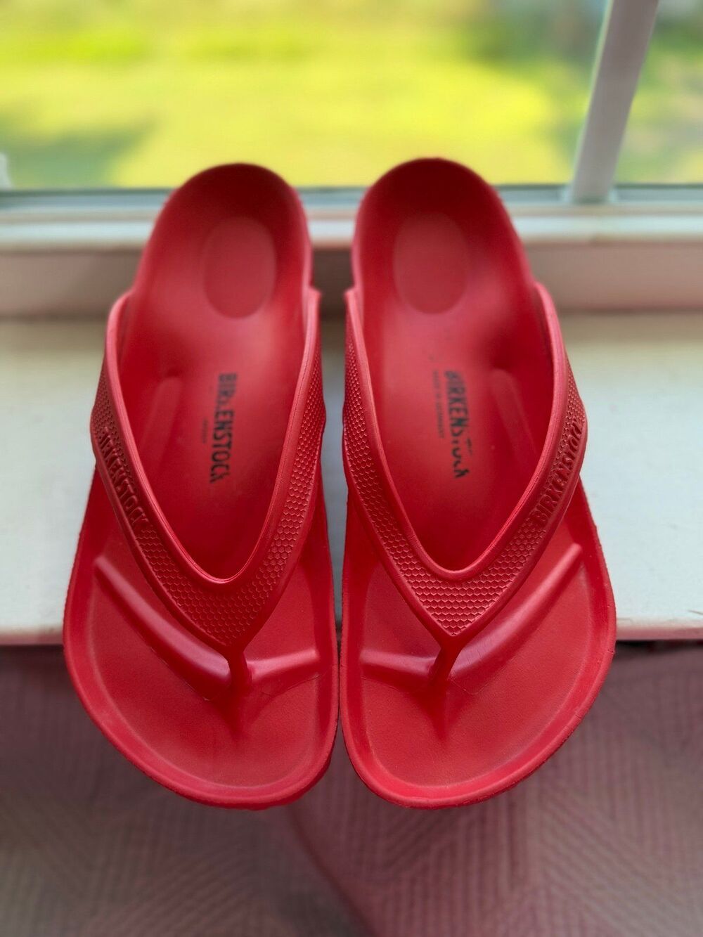 Birkenstock Honolulu EVA Thong Sandals in Vibrant Bright Red Size 39